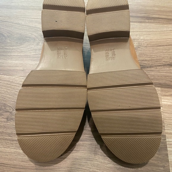Tan Naturlizer Loafer size 10 - Picture 5 of 9